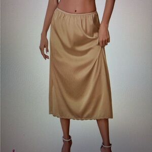 Chic Gold Women's Chemise